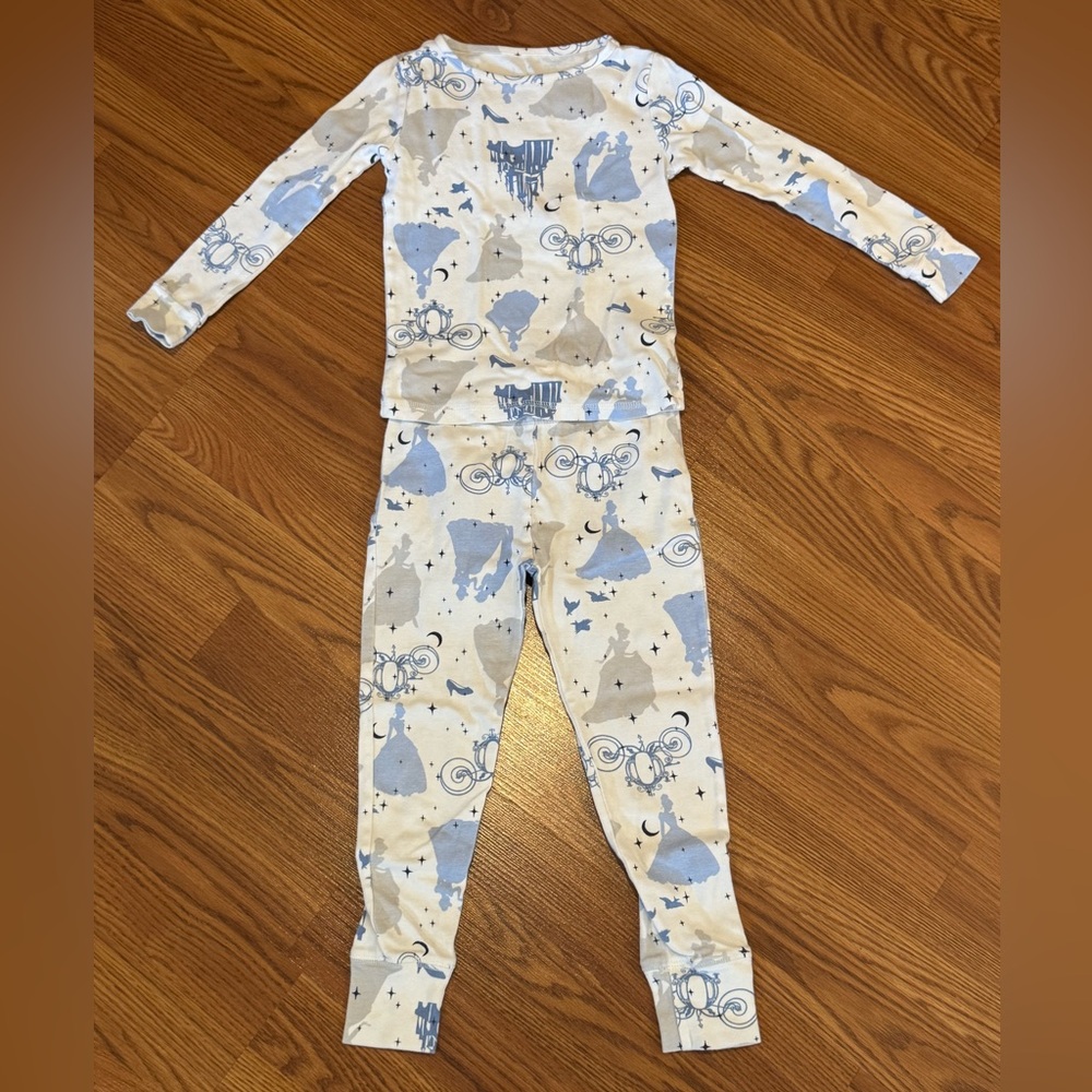 GAP Kids Disney Pajama Set in Blue and White